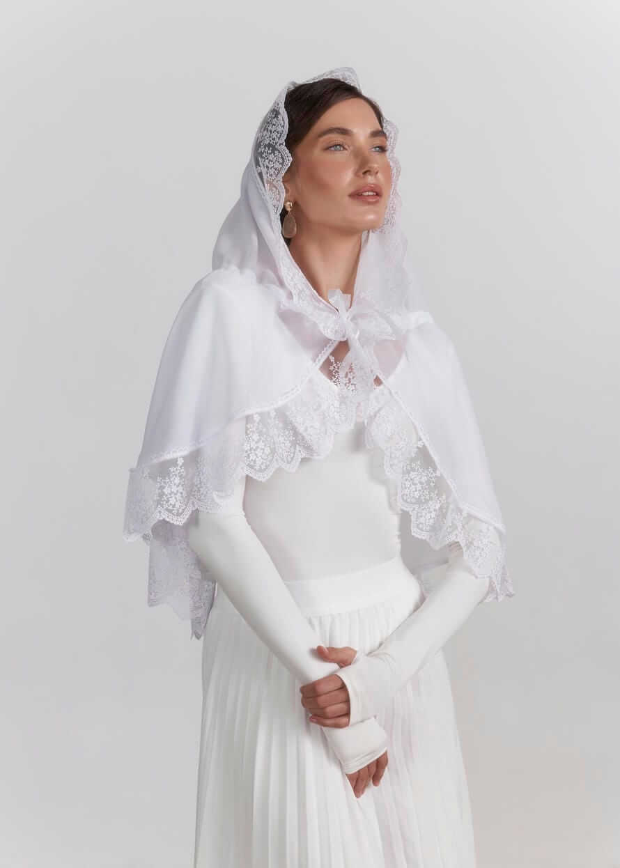 Жіноча накидка для храму “Pure Grace” з капюшоном та мереживом, біла