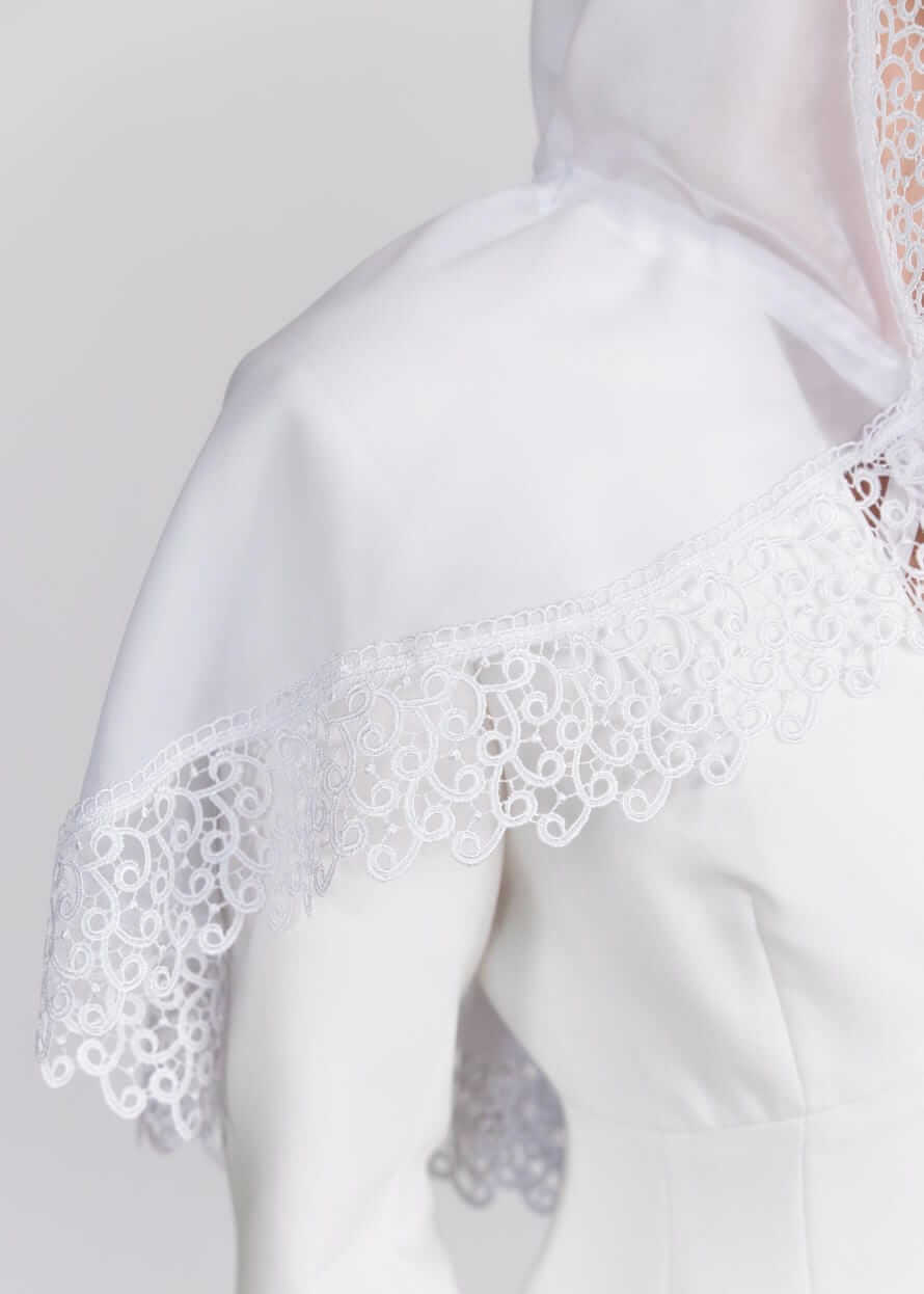 Палантин “White Charm” з капюшоном, шифон та широке мереживо, білий