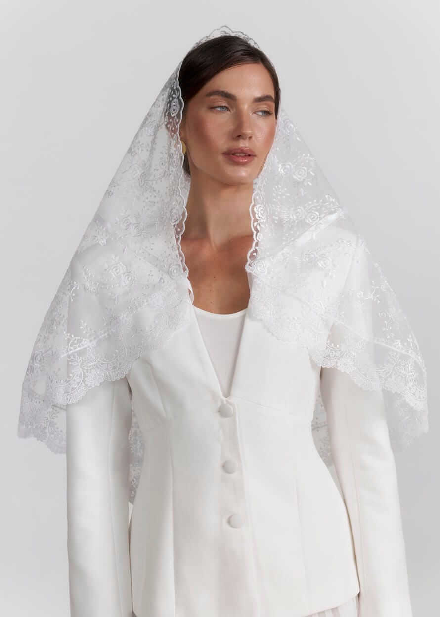 Святковий палантин для храму “White Dream” з капюшоном, білий