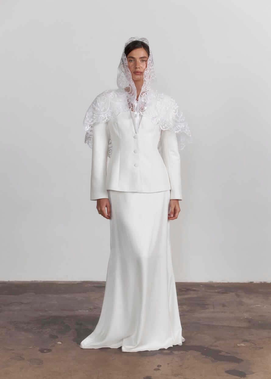 Палантин-капюшон “Королівська Вуаль” з кордовим мереживом, білий фатин