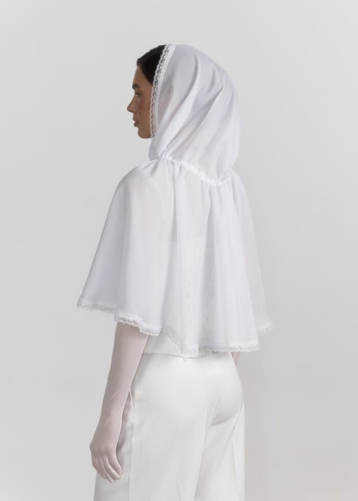 Палантин “Ефірний Шифон” білий, з мінімалістичним турецьким мереживом