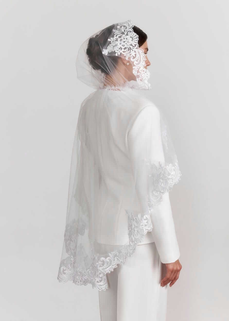 Королівський палантин “Royal Veil” з італійським мереживом, білий, довгий