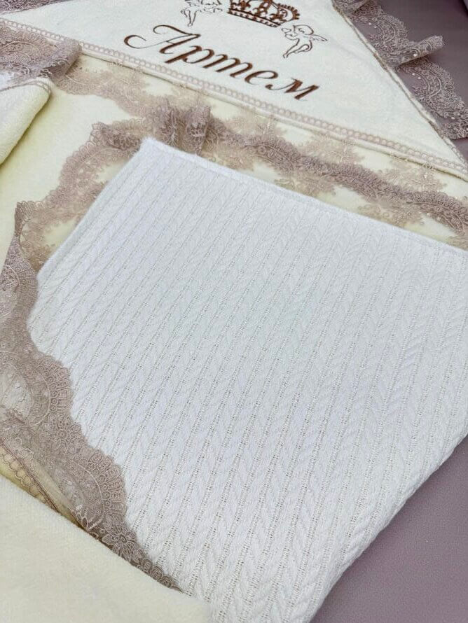 Хрестильний набір “Теплота Айворі”: Крижма-плед, Велюр-махра, Коричнева вишивка