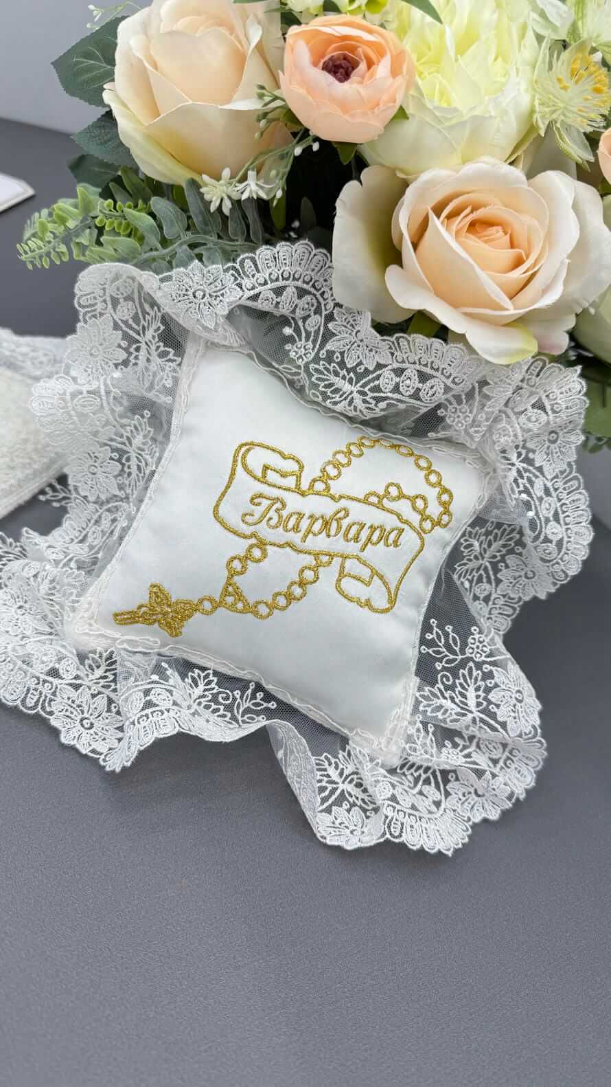 Подушечка для хрестика на хрестини “Оберіг” з вишивкою або декором