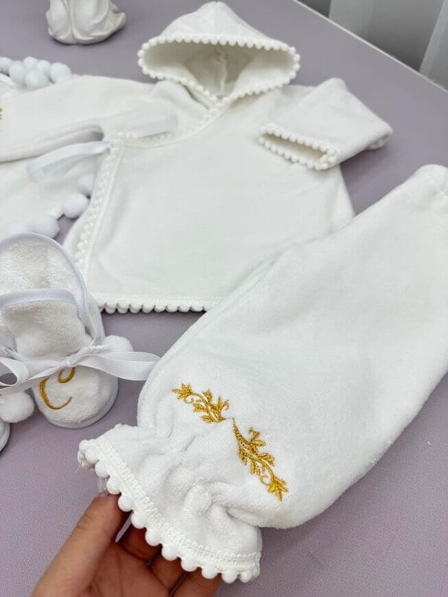 Махровий набір на хрестини “Ніжність” з крижмою-пледом та одягом