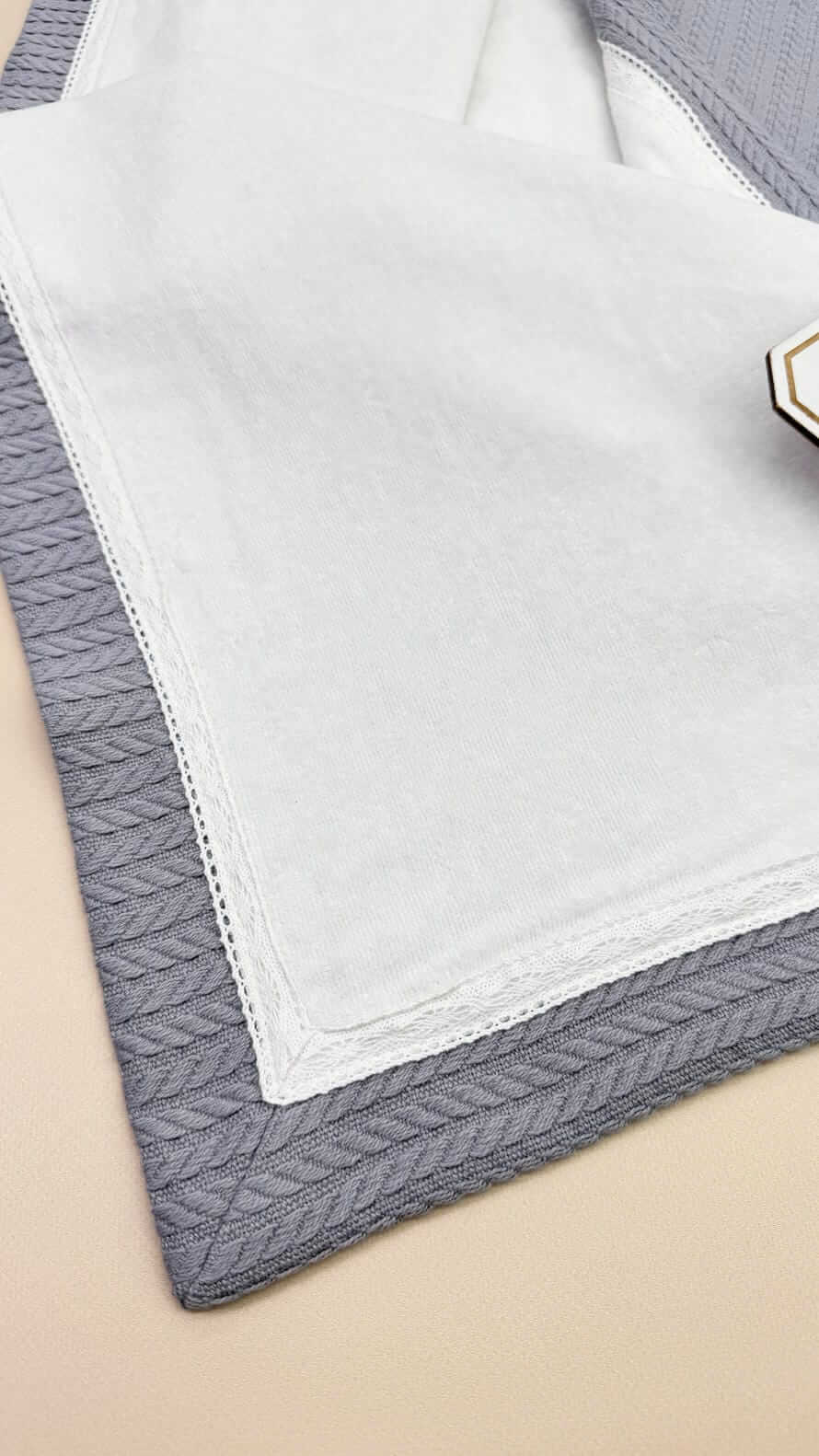 Утеплена крижма для хрещення “Срібна Казка” з вишивкою, велюр махра, біла з сірим