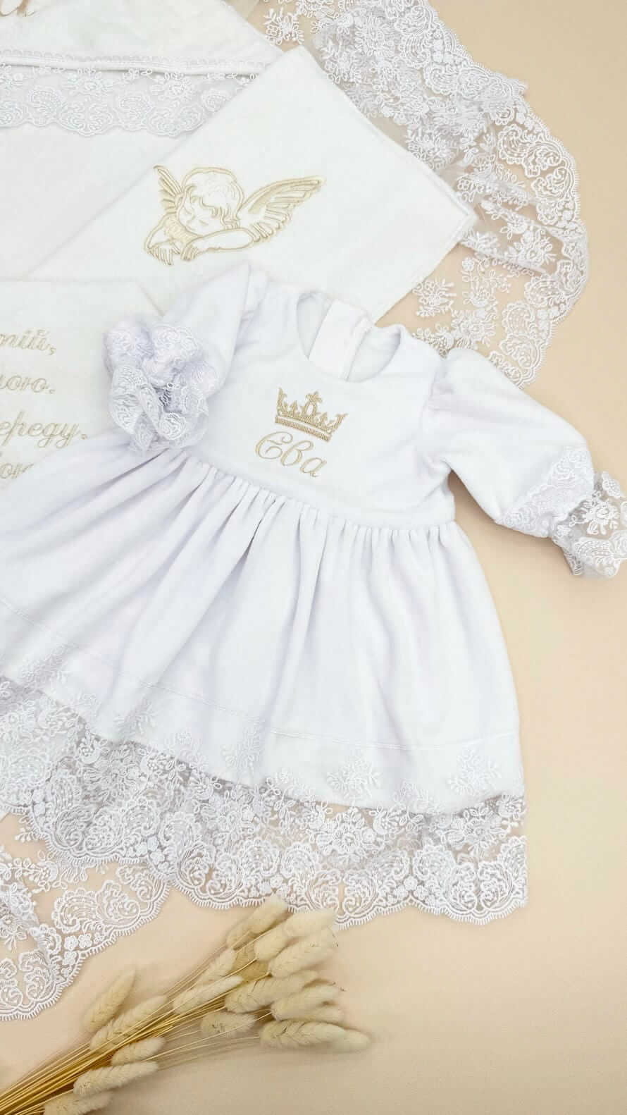 Хрестильний набір для дівчинки “Маленька Принцеса” з крижмою та сукнею
