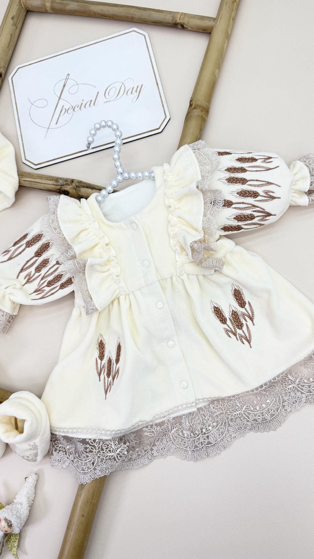 Набір одягу “Щедрі Колоски”,одяг для дівчинки, набір на хрещення