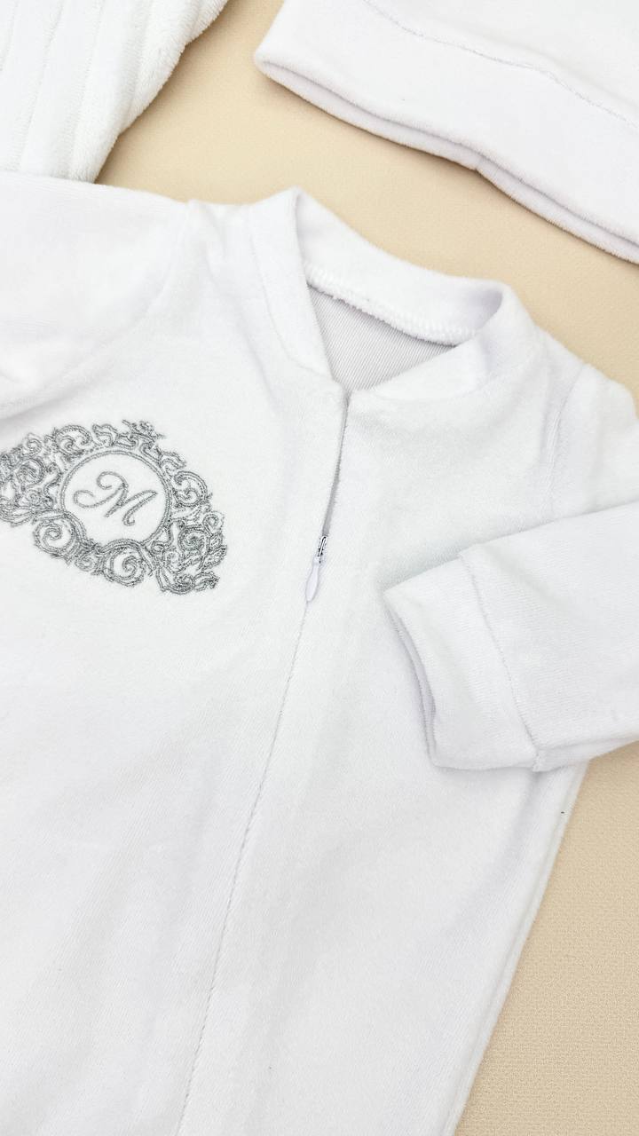 Набор для крещения «Серебряный Оберег»: крыжма-плед, утеплённая одежда для мальчика.