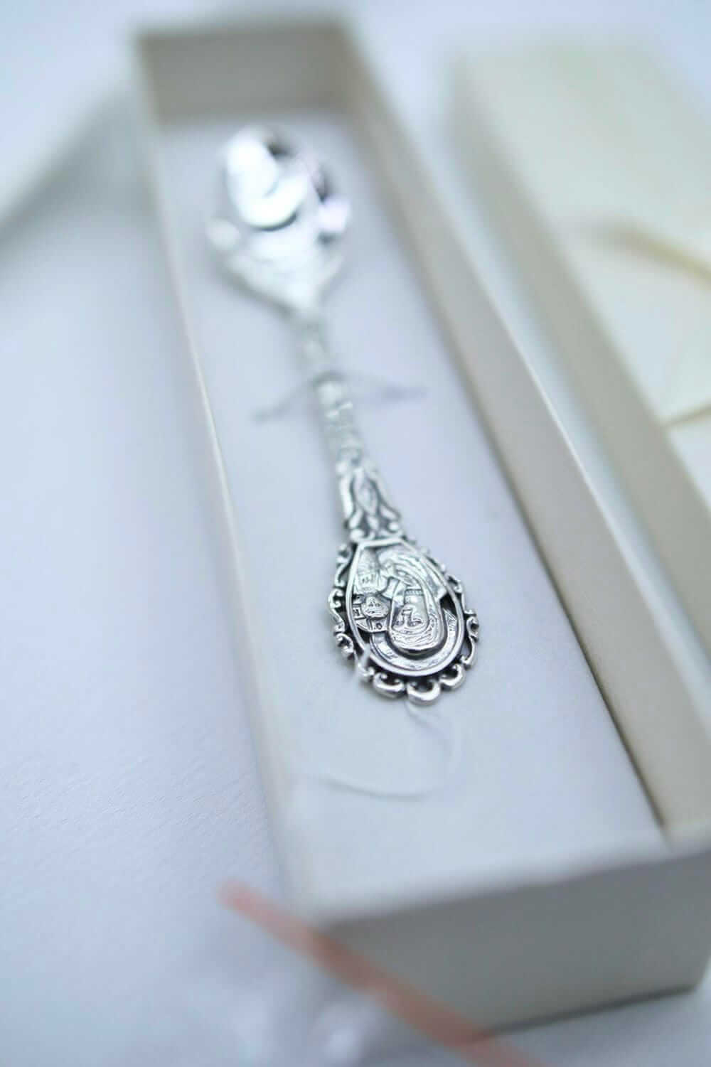 Серебряная ложечка «На Первый Зубик» — оберег и памятный подарок