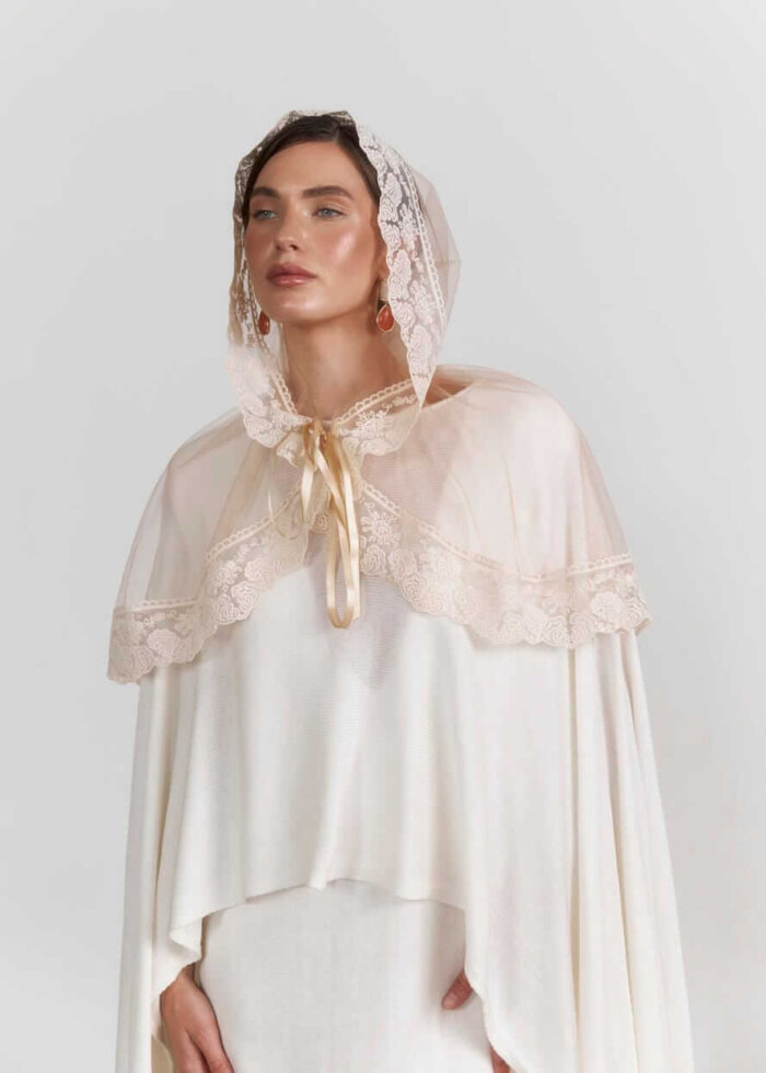 Палантин "Кремова Вуаль" з фатіну та бежевим турецьким мереживом