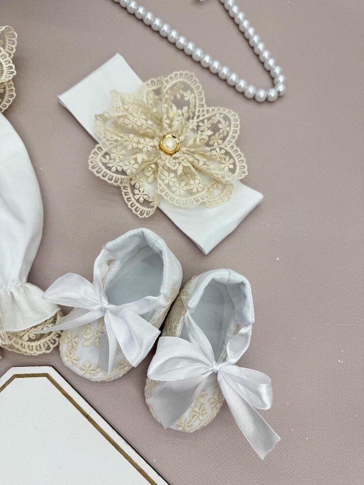 Набор крестильной одежды для девочки «Сатиновая Мечта»