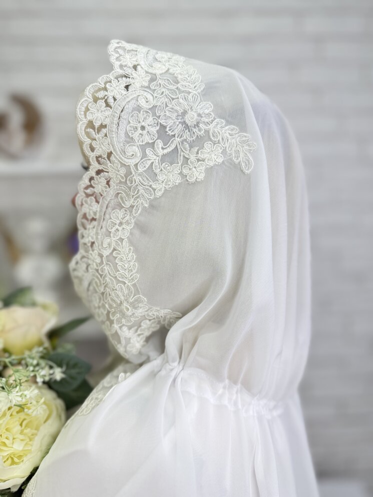 Палантин-вуаль “Молочная Роза”