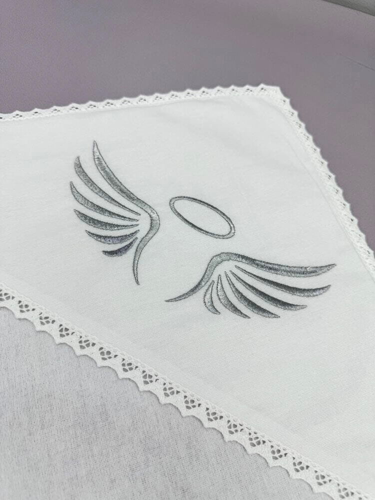 Крыжма из фланели (байки) «Чистота Ангела», с вышивкой, на крестины.