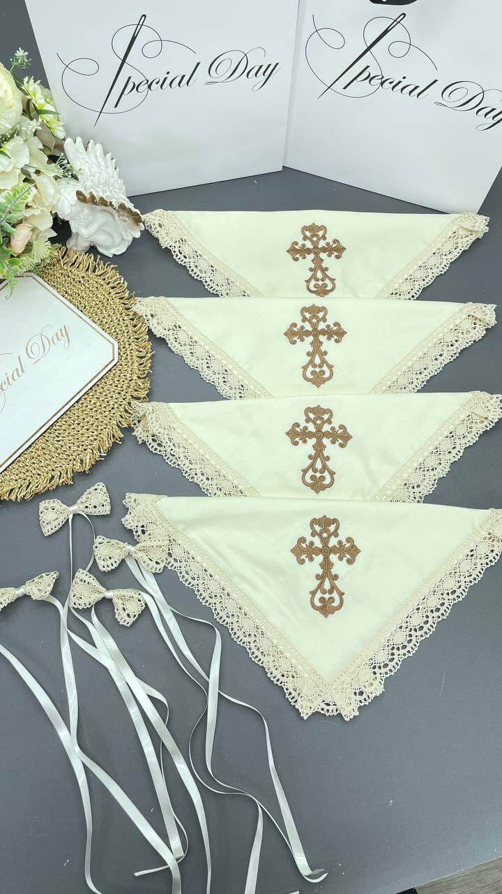 Серветки під свічки для хрещення, сатинові,подарунок хрещеним