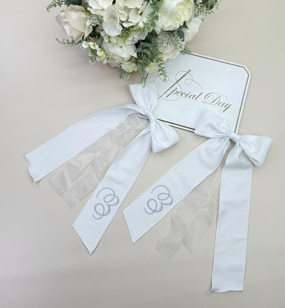 Бантики для свічок з вишитою літерою/ініціалом