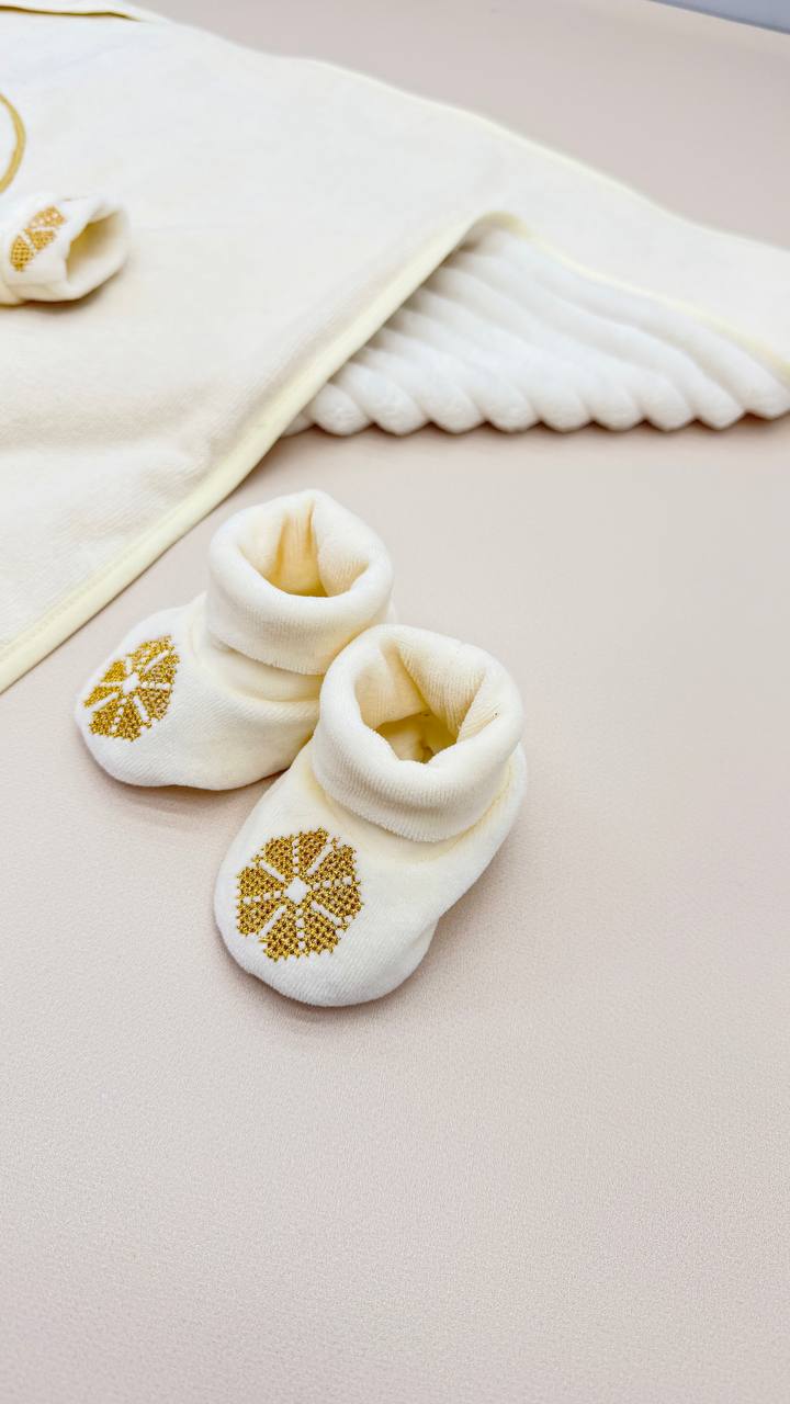 Хрестильний набір для хлопчика “Золотий Козак”, крижма та одяг