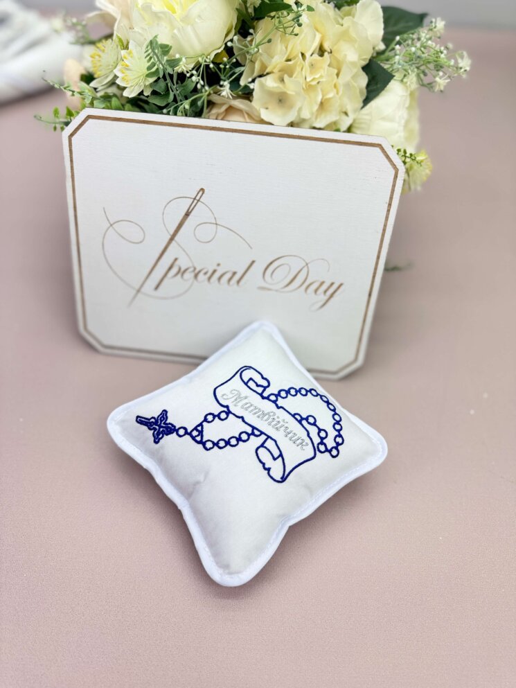 Подушечка під Хрестик "Сатиновий Оксамит"