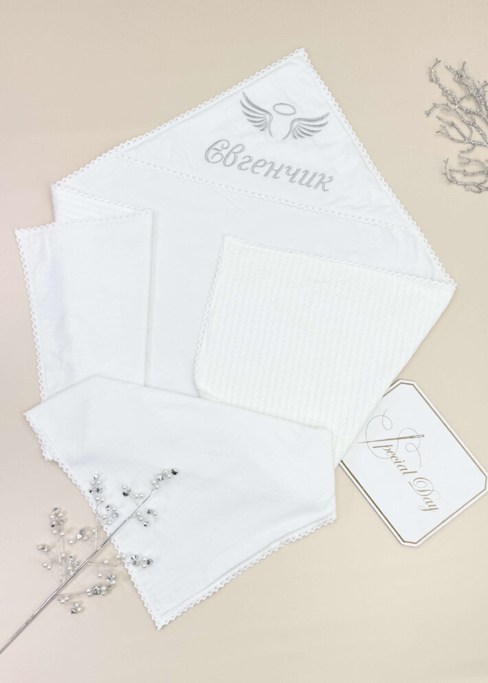 Утеплена крижма "Білий мінімалізм"