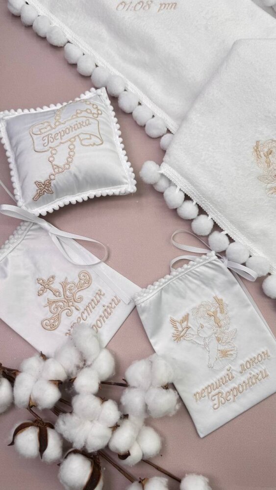 Набор аксессуаров «Cream Cloud»: мешочки для локона и крестика и подушечка