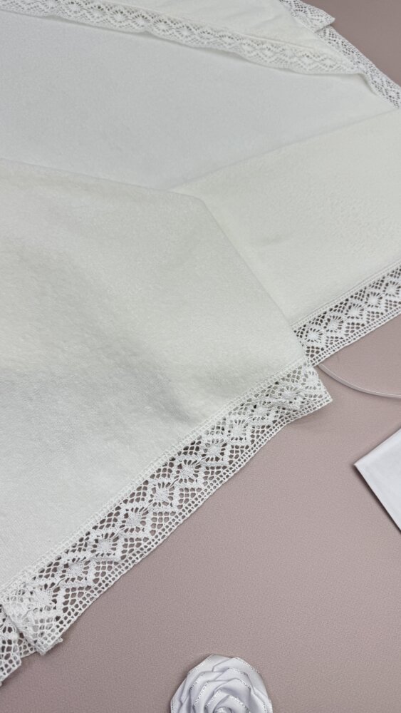 Классическая махровая крыжма «Pure White» с натуральным хлопковым кружевом