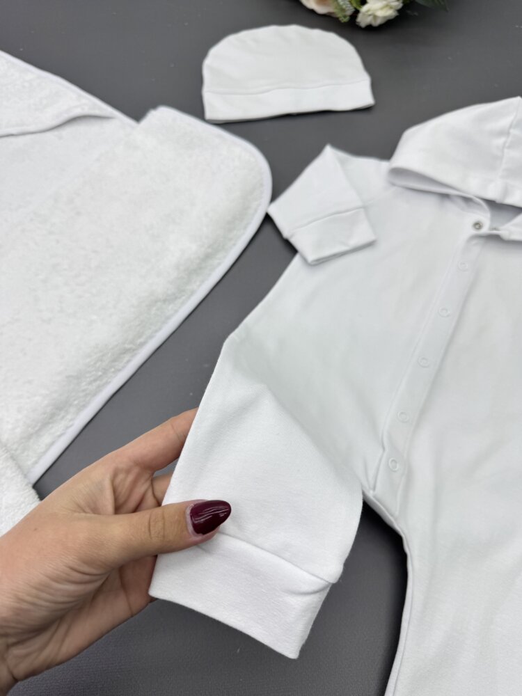 Крестильный набор «Golden Minimalist»: крыжма, человечек и шапочка