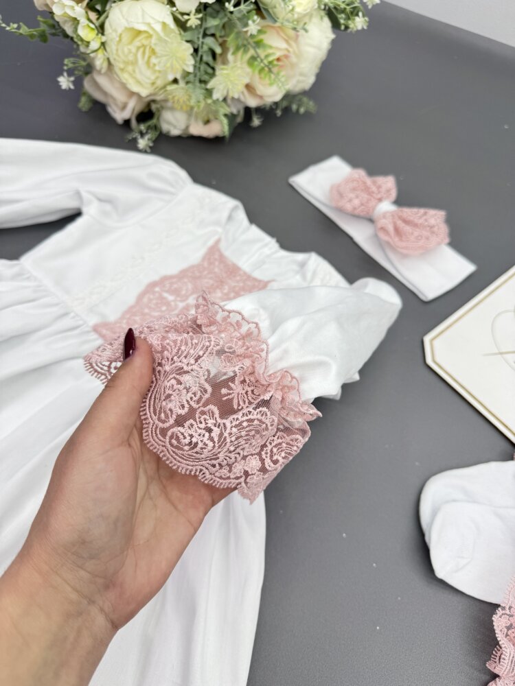 Крестильный набор для девочки «Pink Peony»: сатиновое платье и аксессуары