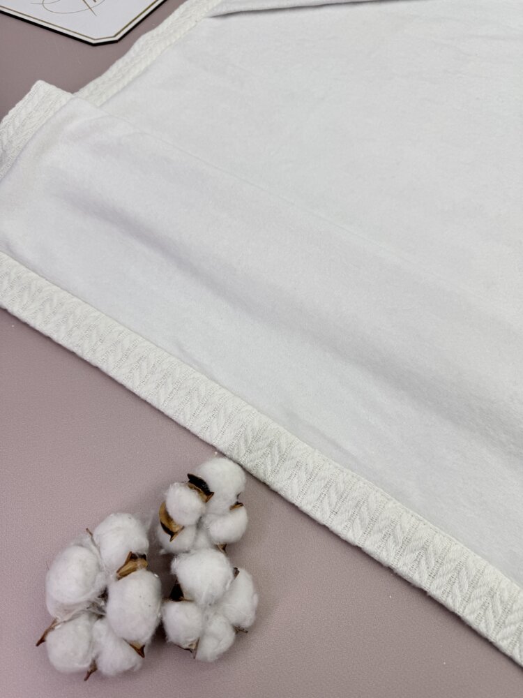 Утеплена крижма-плед «Gentle Braid»: велюр-махра та в’язка косичка