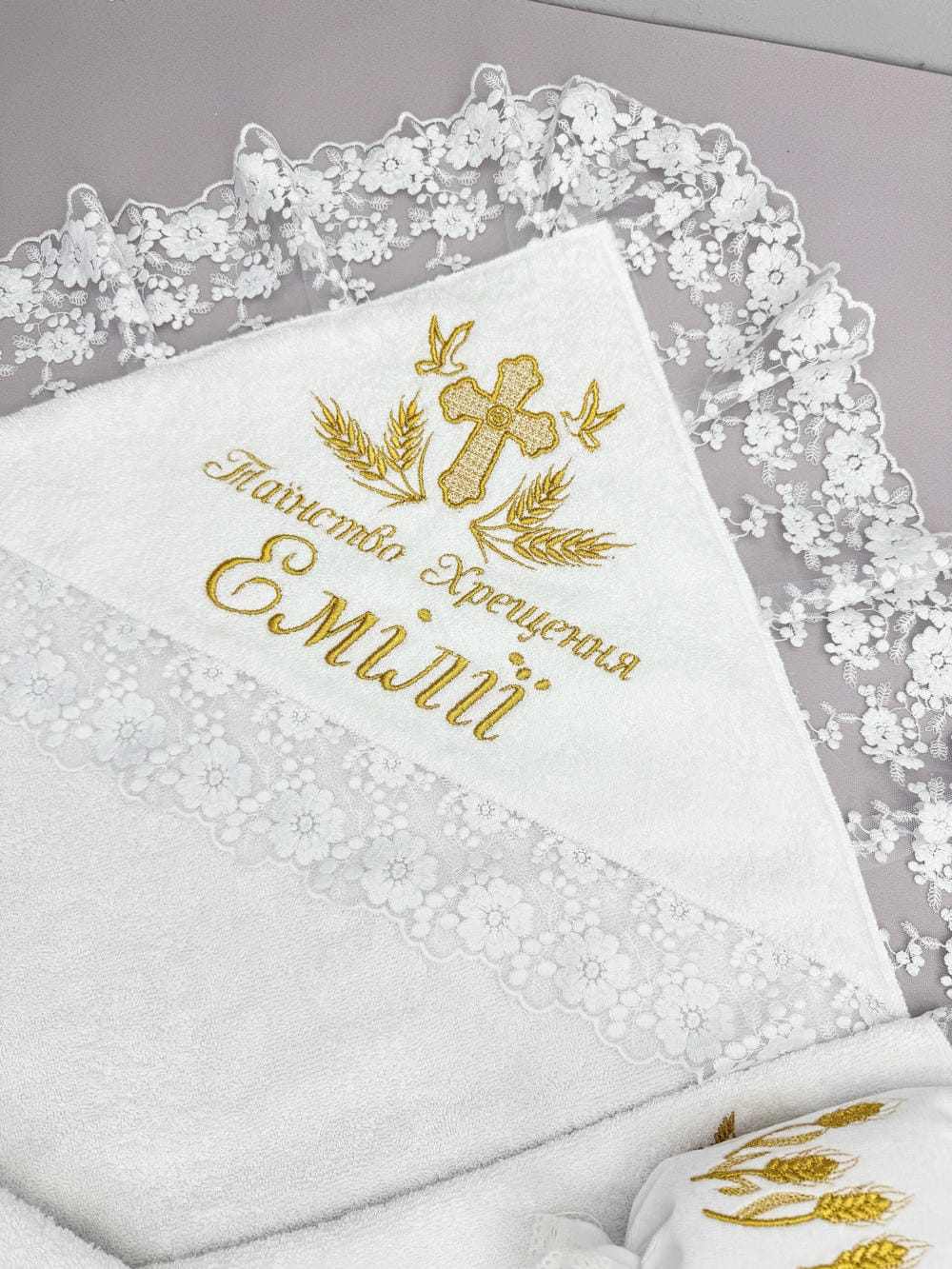 Преміальний набір для хрещення дівчинки «Royal Lace» з одягом