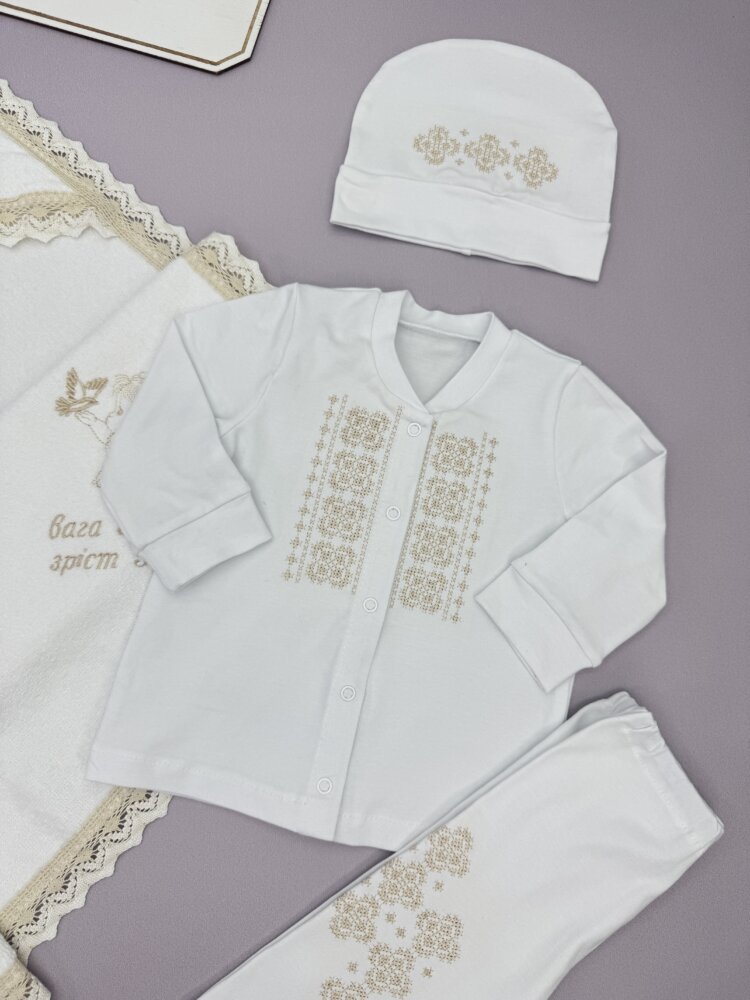Крестильный набор-вышиванка «Cream Tradition» из интерлока.