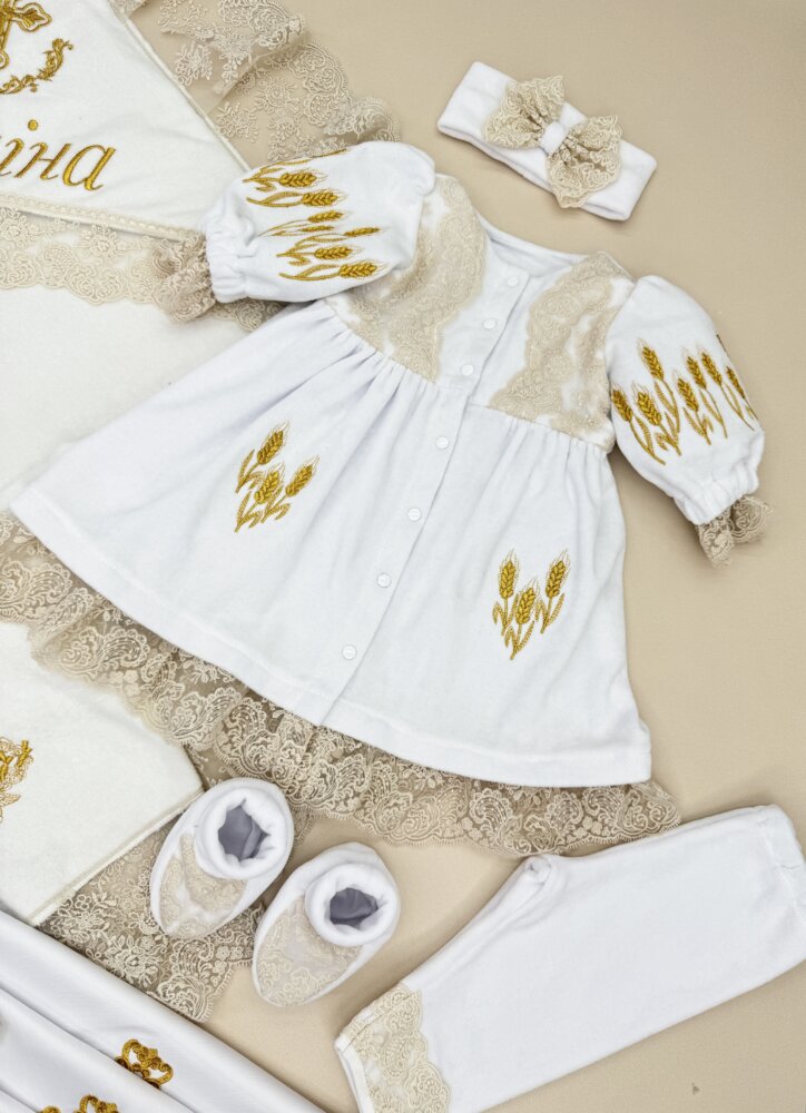 Крестильный набор для девочки «Golden Harvest»: велюровое платье, лосины, пинетки и повязка