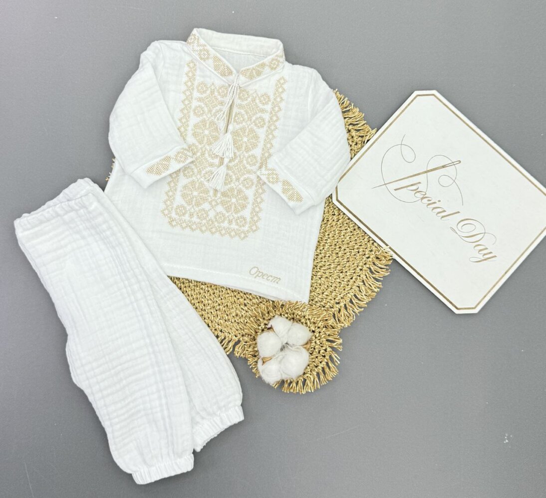 Костюм-вышиванка «Кремовое Наследие»