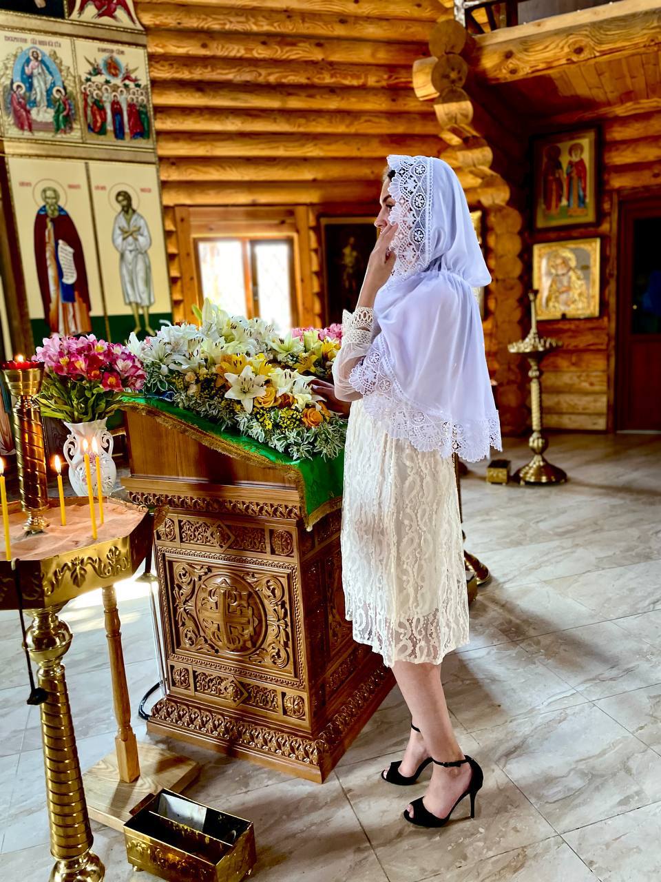 Палантин із шифону «Graceful Lace»: білосніжний з широким мереживом