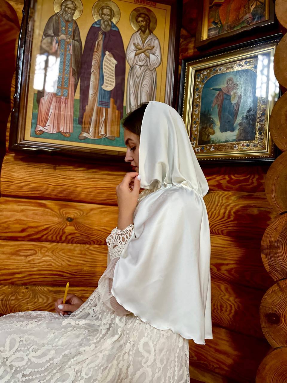 Елегантний палантин для храму «Світло Віри»: шовковий