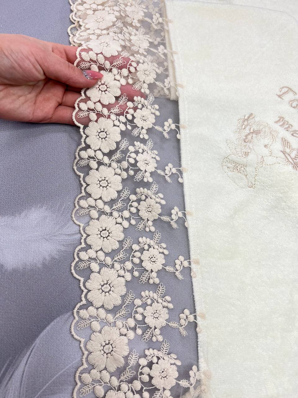 Элитная крестильная крыжма «Кружевная Сказка» с широким кружевом